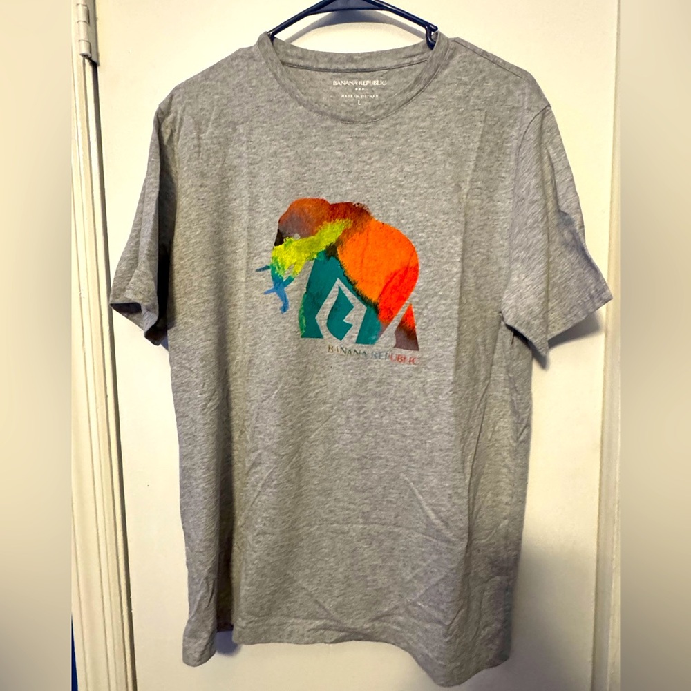 Banana Republic Graphic Tee - Mutli-colored Elephant - Large